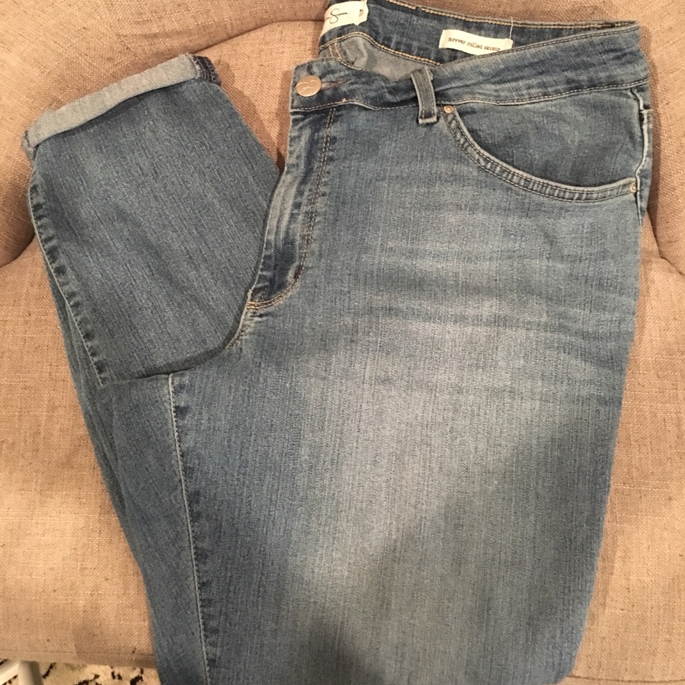 Jessica Simpson light wash jeans